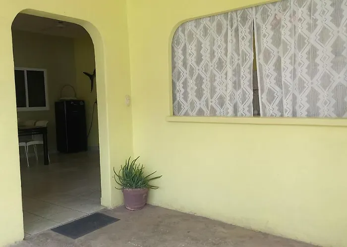 Casa Del Sol- Cerca Del Embarcadero Guest house Zihuatanejo